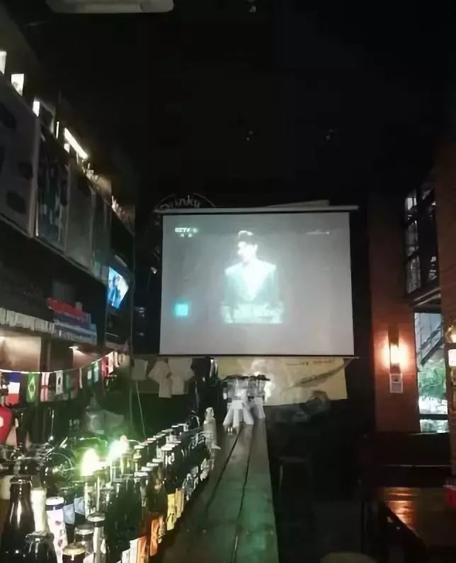 成都砂舞厅最新动态，自信与成就感的励志之旅揭秘变化中的风采